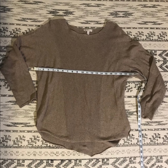 TJMaxx 3/4 sleeve Boxy Knit Sweater - Picture 2 of 5